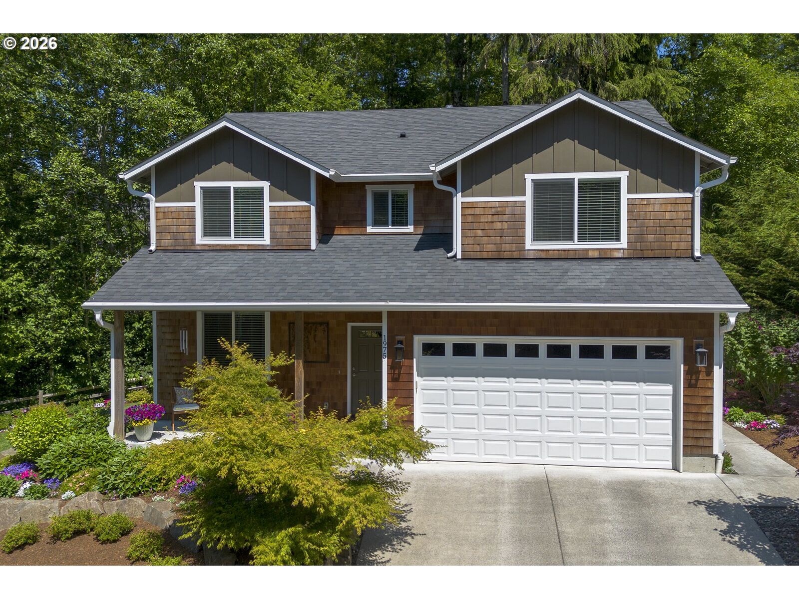 Property Photo:  1975 Forest Dr  OR 97138 