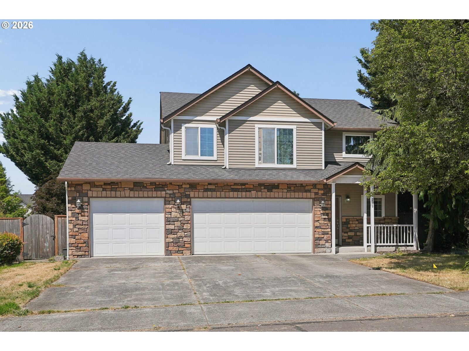 Property Photo:  228 E 17th Pl  WA 98629 