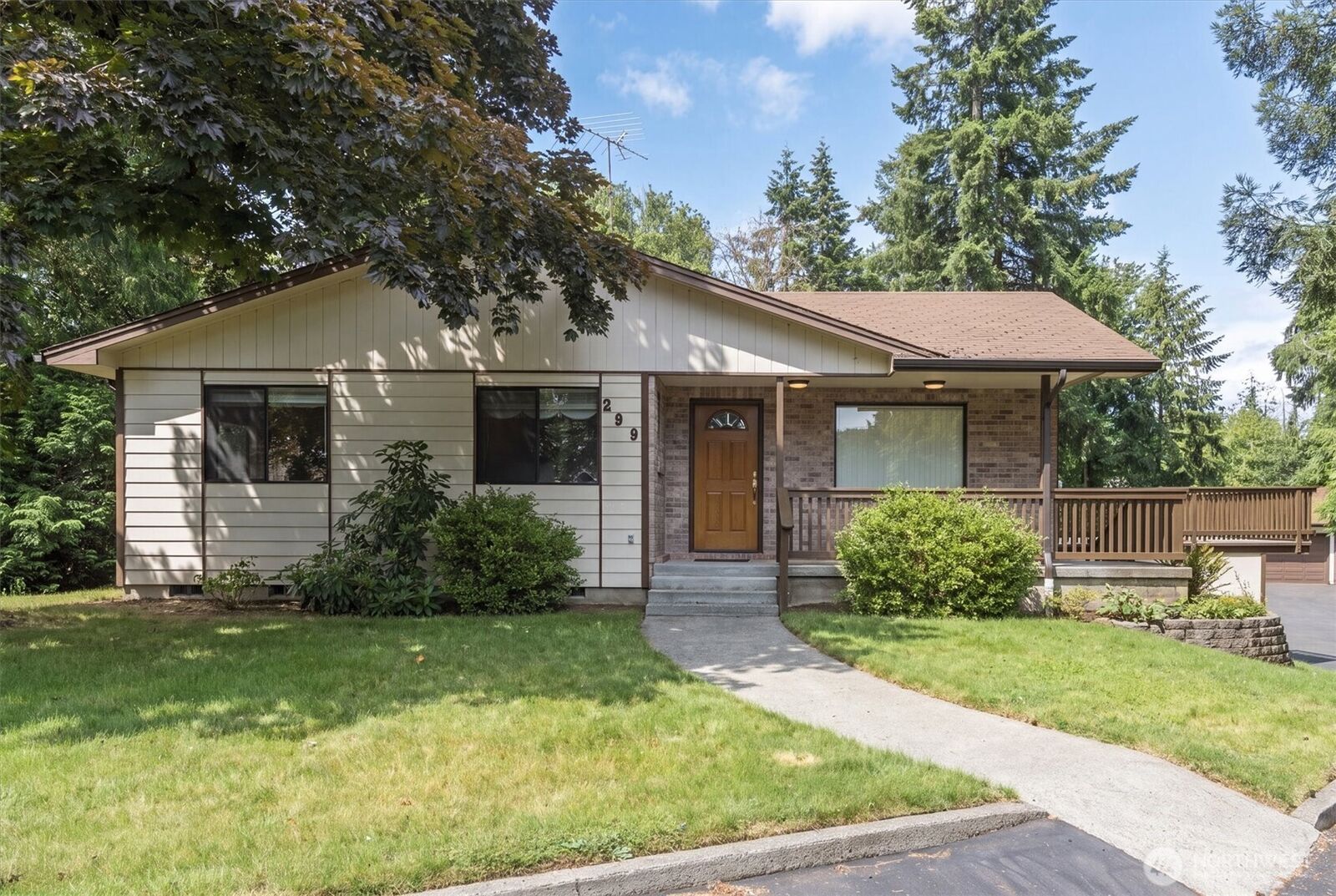 Property Photo:  299  Cedar Lane  WA 98632 