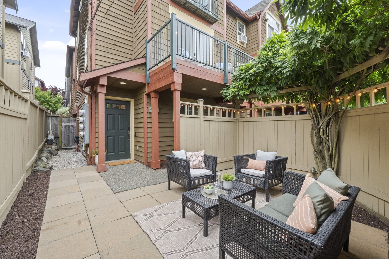 Property Photo:  2606 NW 57th Street B  WA 98107 