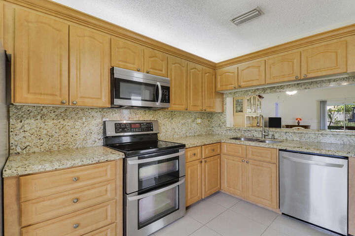 Property Photo:  5373 Gene Circle  FL 33415 