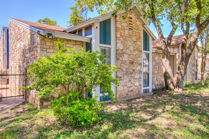 Property Photo: 1737 Utah Avenue TX 76904
