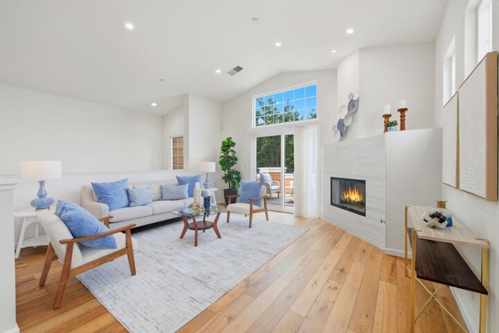 Property Photo:  123 Positano Circle  CA 94065 