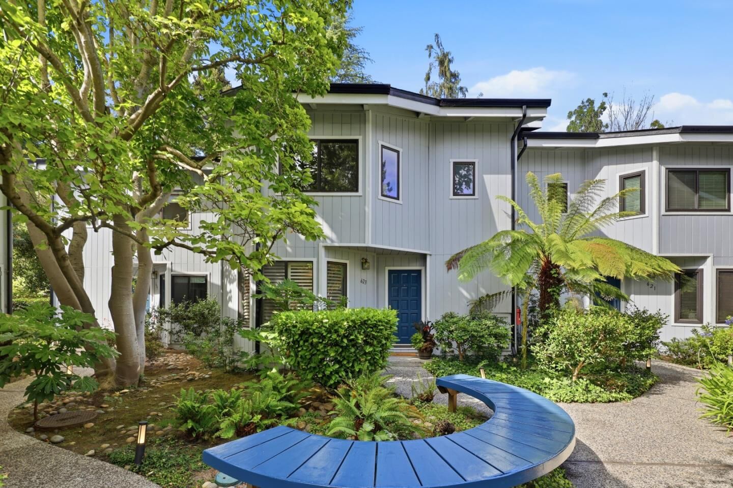 Property Photo:  623 Middle Avenue  CA 94025 