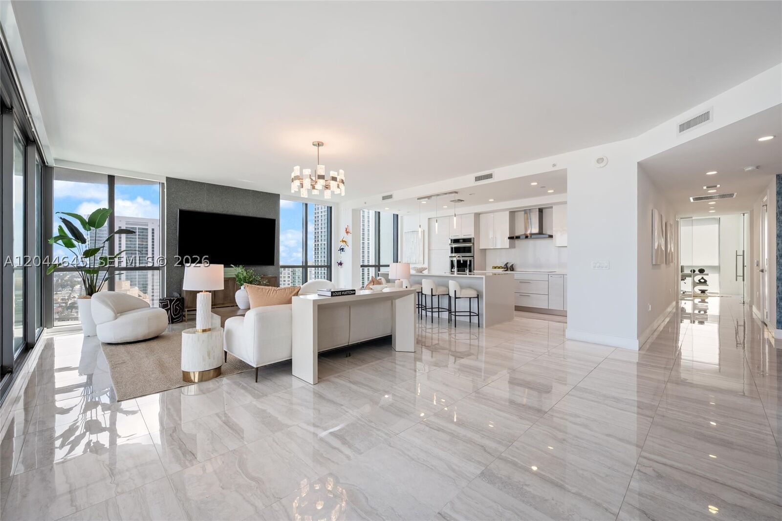 Property Photo: 100 E Las Olas Blvd 3201 FL 33301