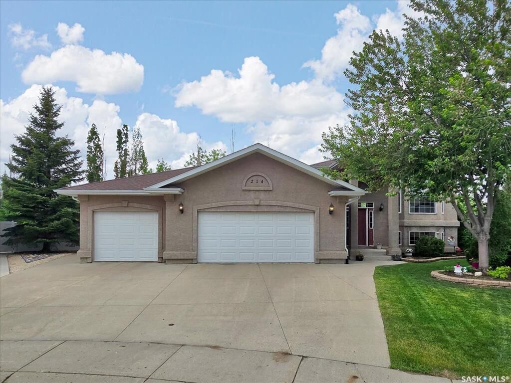 Property Photo:  214 Burke Place  SK S0K 4S0 