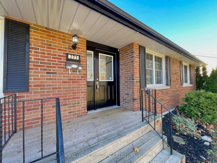 Property Photo: 271 Chelsea Road ON K7M 3Z3