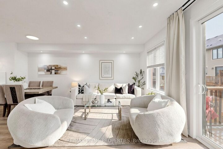 Property Photo:  1890 Rymal Road E 127  ON L0R 1P0 
