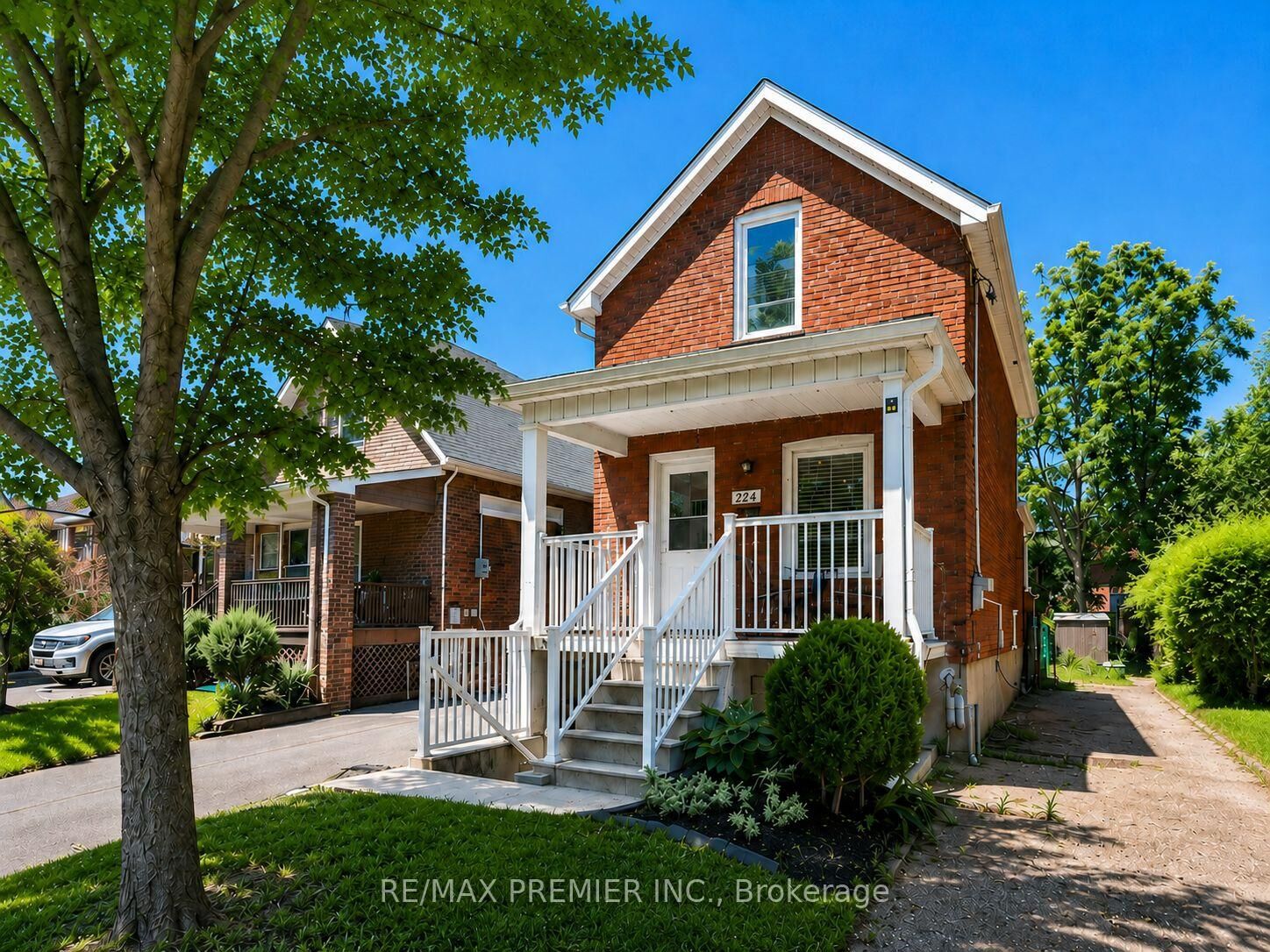 Property Photo:  224 John Street  ON M9N 1K2 