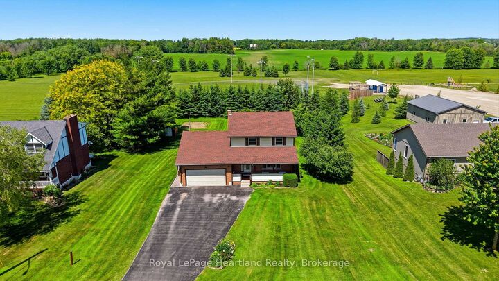 Property Photo:  6 Brown Street N  ON N0G 1M0 