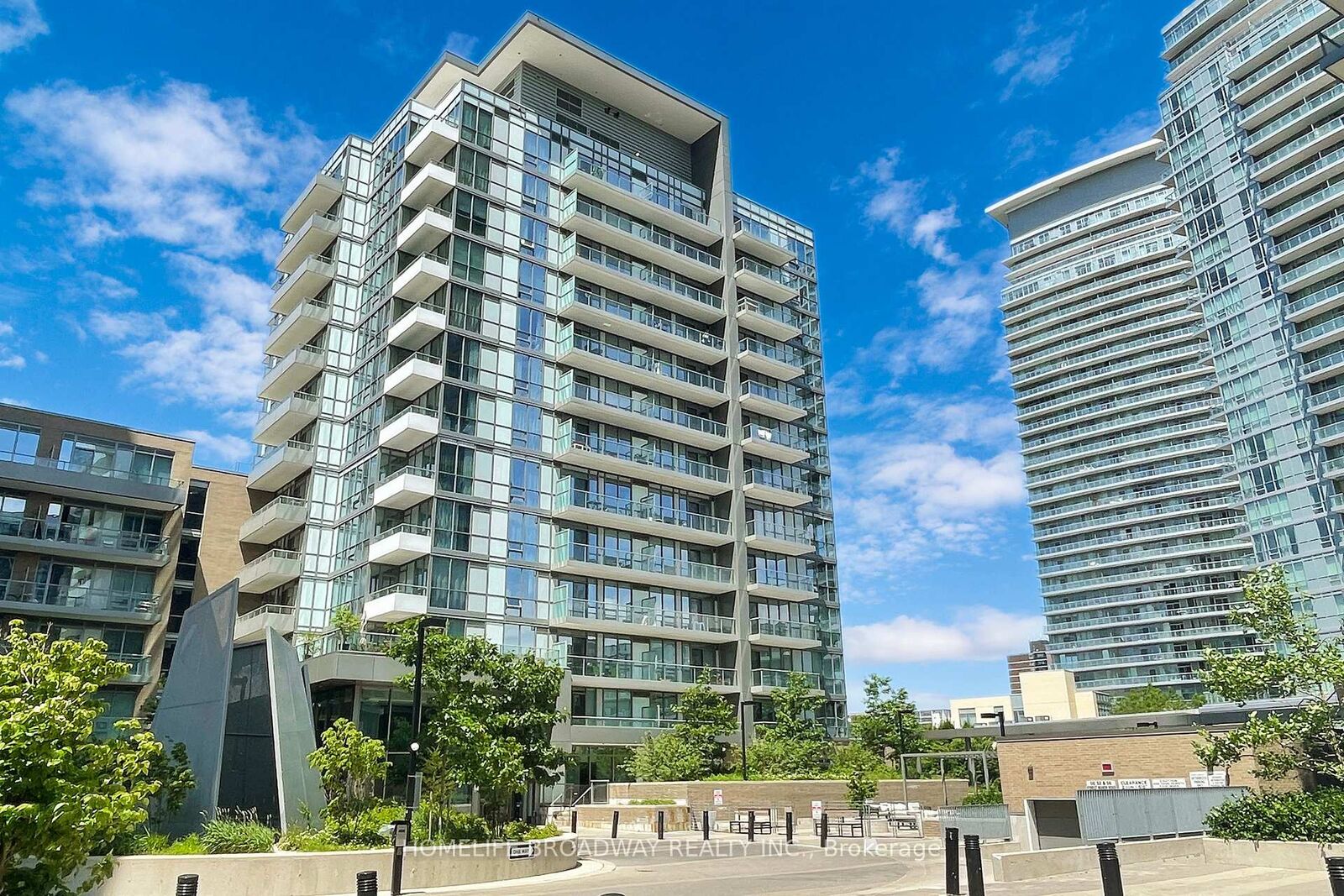 Property Photo:  52 Forest Manor Road 1009  ON M2J 0E2 