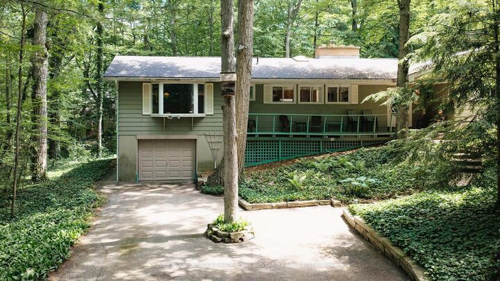 Property Photo:  10294 Brewster Boulevard S  ON N0M 1T0 