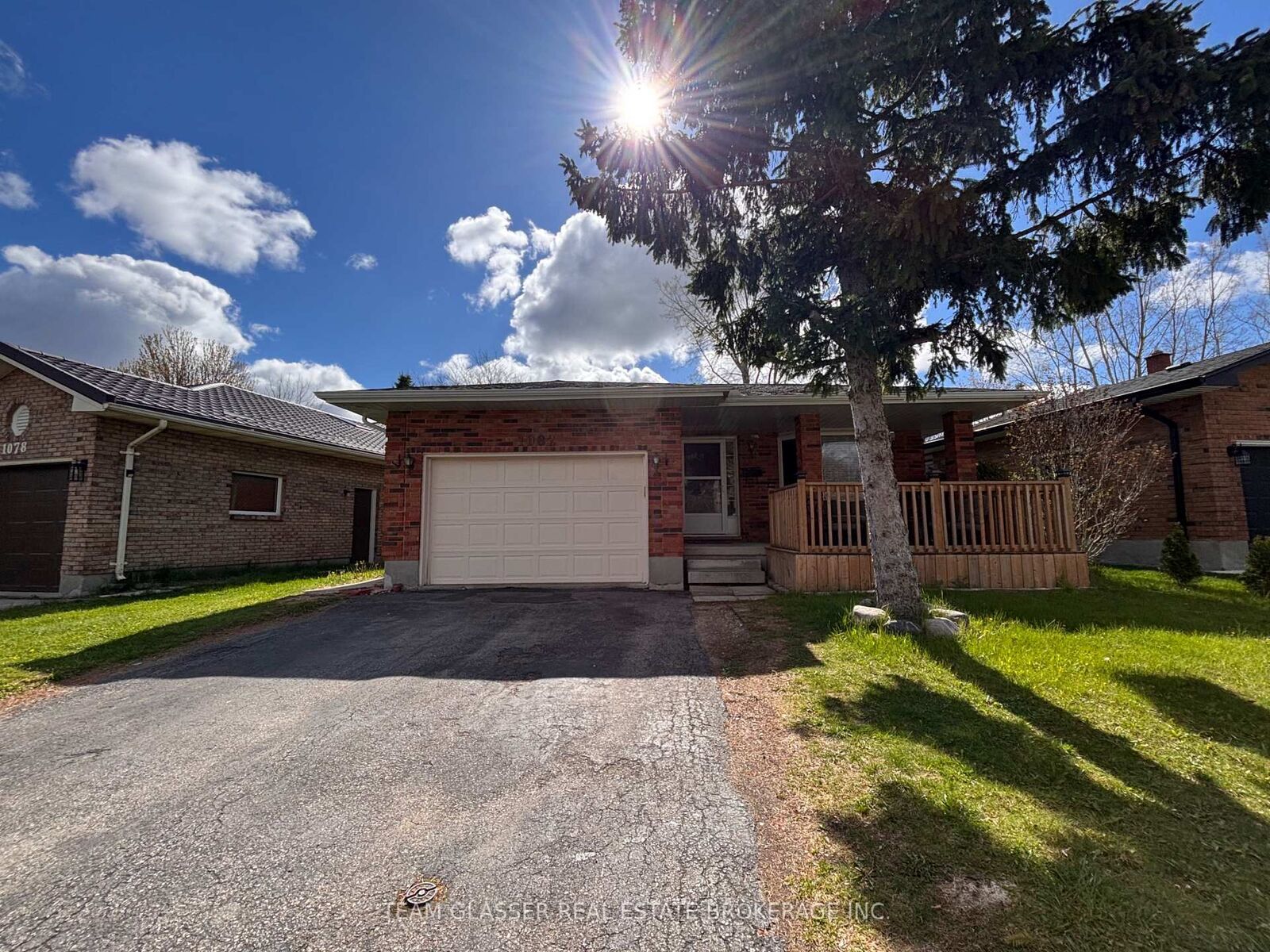 Property Photo: 1082 Lawson Road ON N6G 2X9
