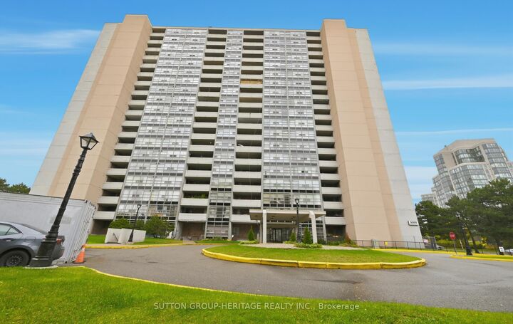 Property Photo:  3380 Eglinton Avenue E Ph07  ON M1J 3L6 