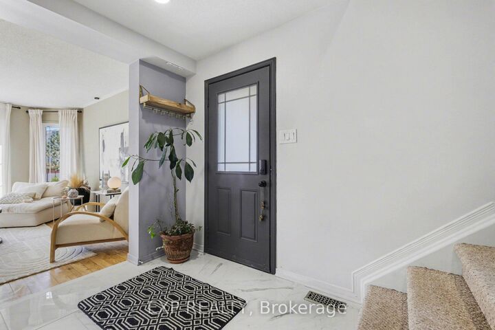 Property Photo:  281 Sorento Street  ON K2J 0B4 