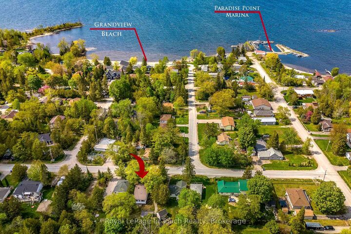 Property Photo: 9 Earldom Boulevard ON L0K 1R0