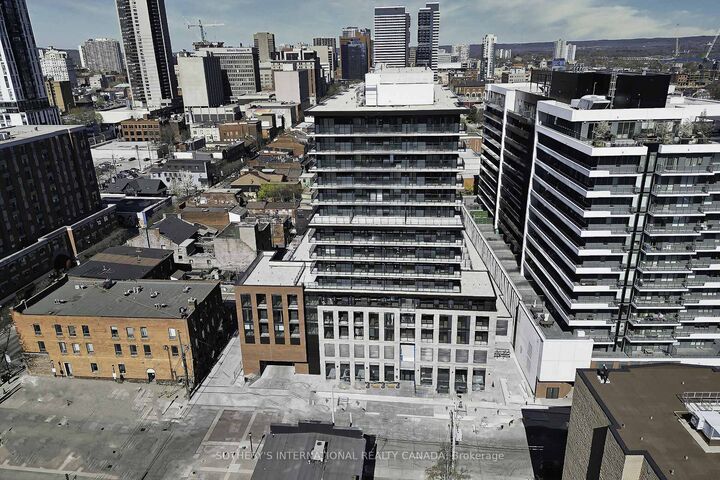 Property Photo:  1 Jarvis Street 805  ON L8R 3J2 