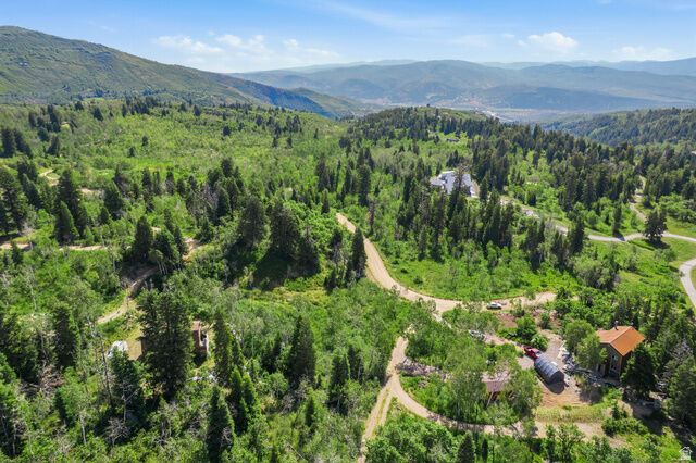 Property Photo:  1005 W Oak Rd  UT 84017 