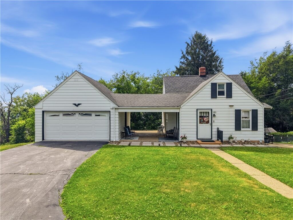 Property Photo:  105 Summit Avenue  PA 15059 