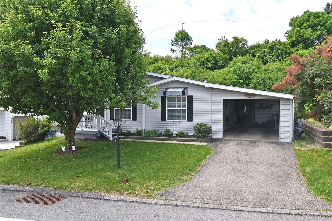 Property Photo: 16 Northridge Cir PA 15106