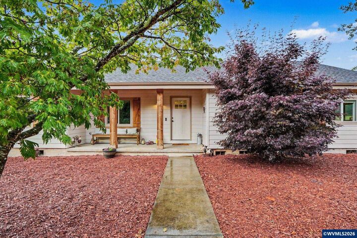 Property Photo:  43417 Thomas Creek Dr  OR 97374 