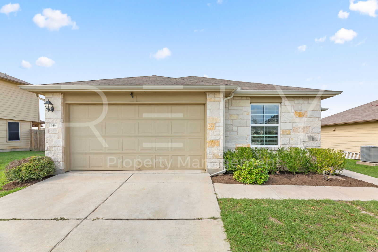Property Photo:  146 Leon River Loop  TX 78634 
