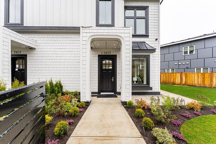2837 Oliver Crescent 1 — photo 1