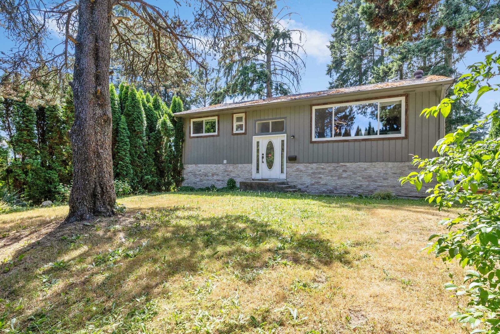 Property Photo: 1510 Kent Avenue BC V3B 0E9