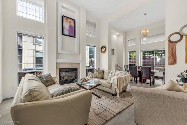 Property Photo: 12392 63A Avenue BC V3X 3H4