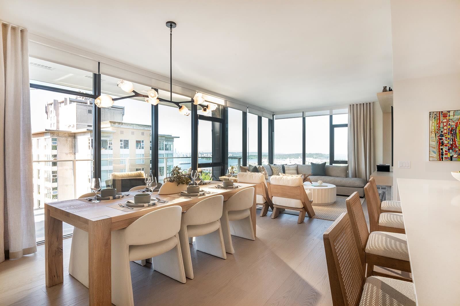 Property Photo: 128 W 15th Street 1906 BC V7M 1R5