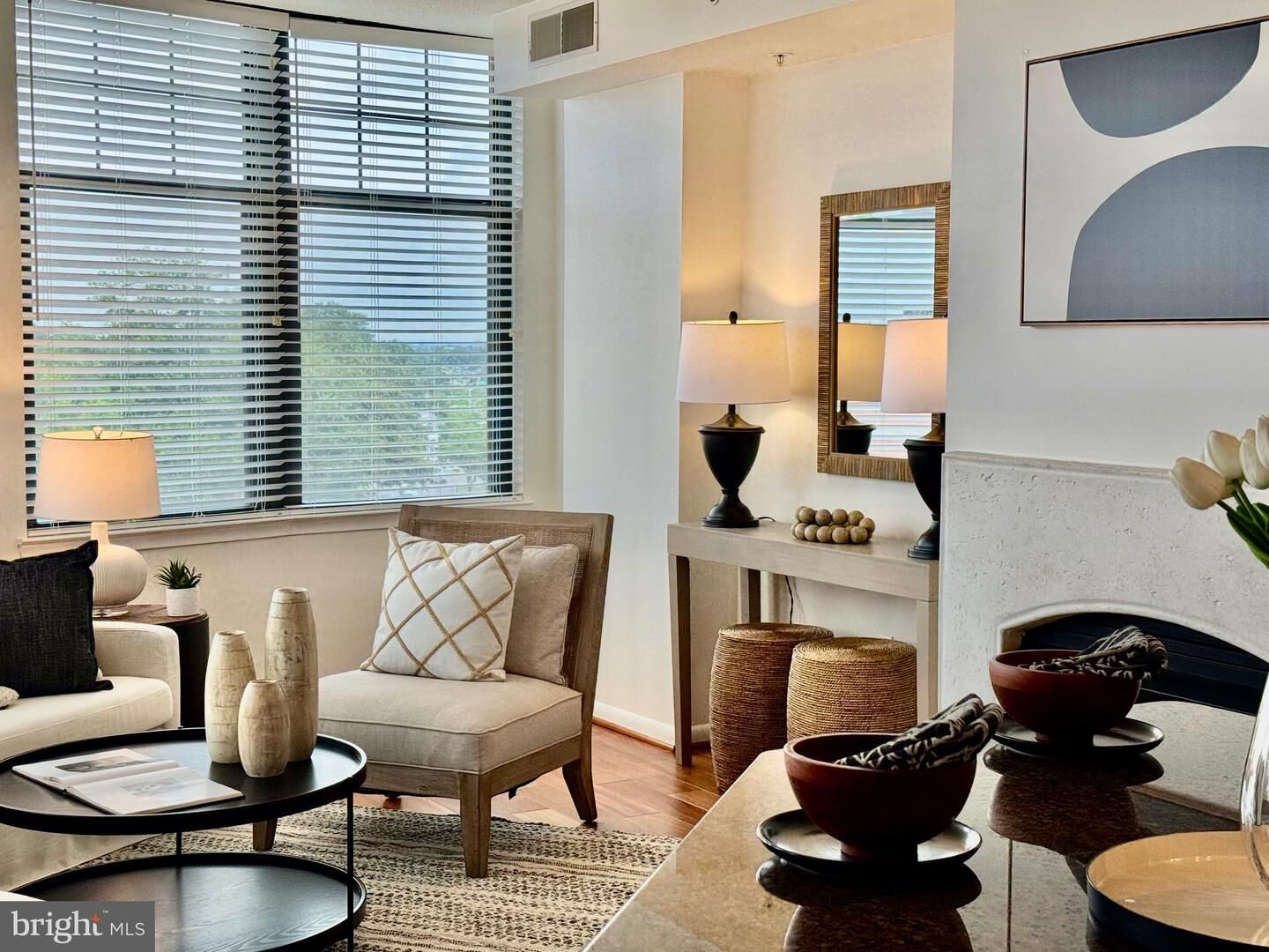 Property Photo:  1021 N Garfield Street 637  VA 22201 