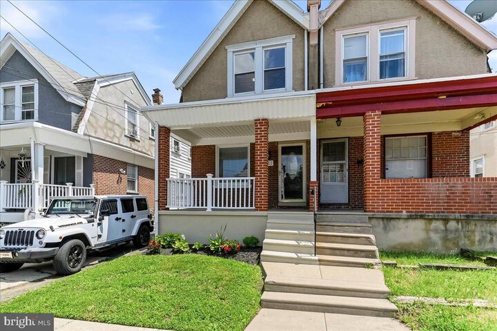 Property Photo:  712 Pusey Avenue  PA 19023 