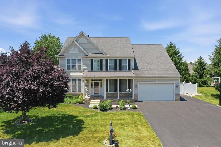 Property Photo:  2419 Somerset Road  PA 17202 