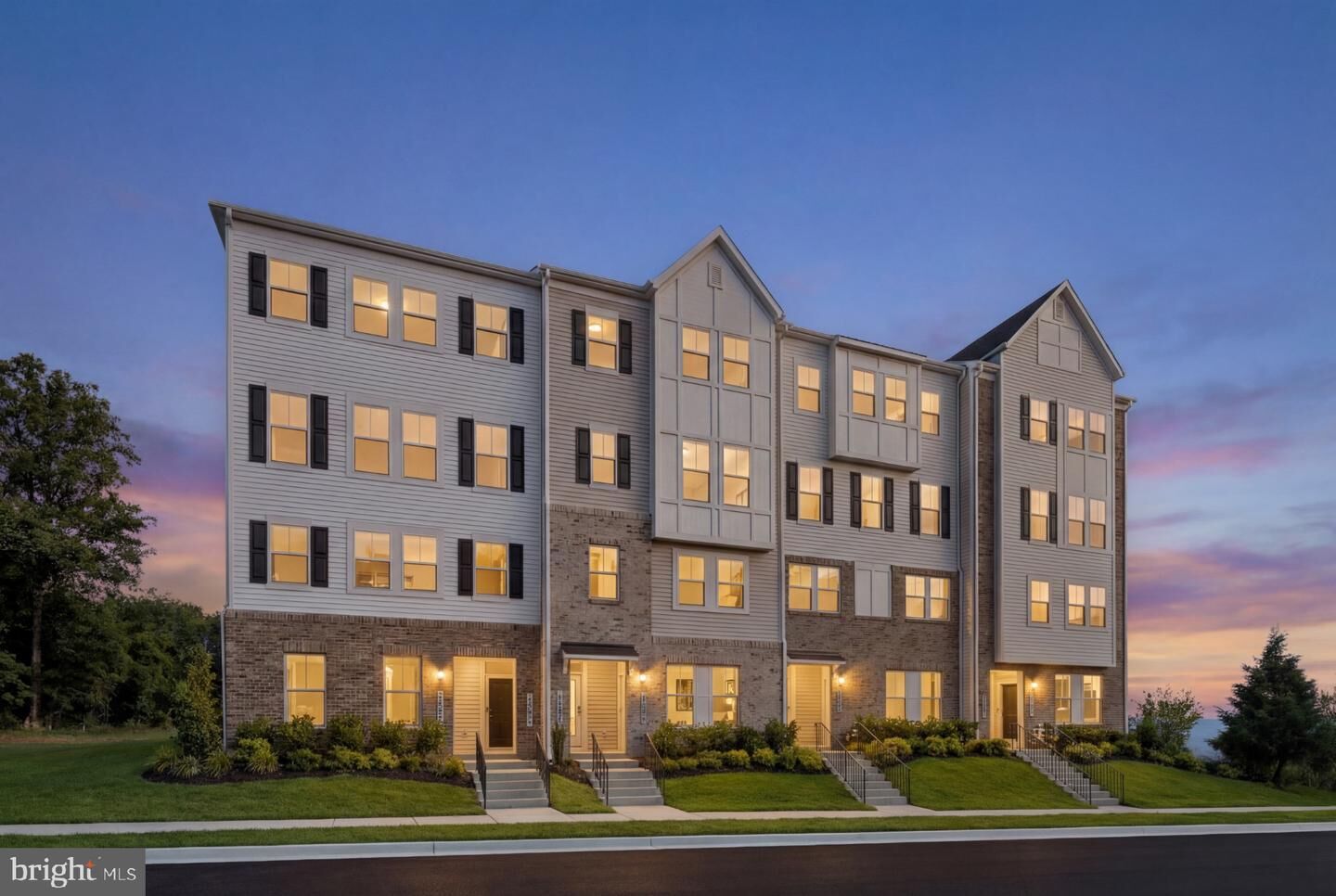 Property Photo:  19574 Village Walk Drive  MD 20886 