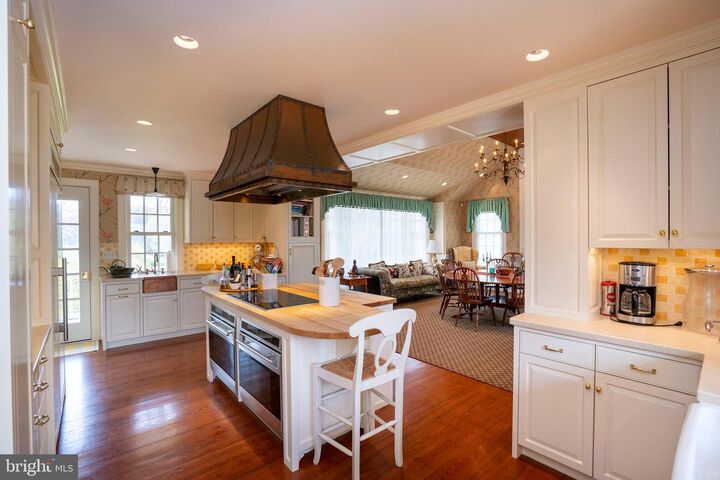 Property Photo:  9981 & 10215 Douglas Road  PA 17356 