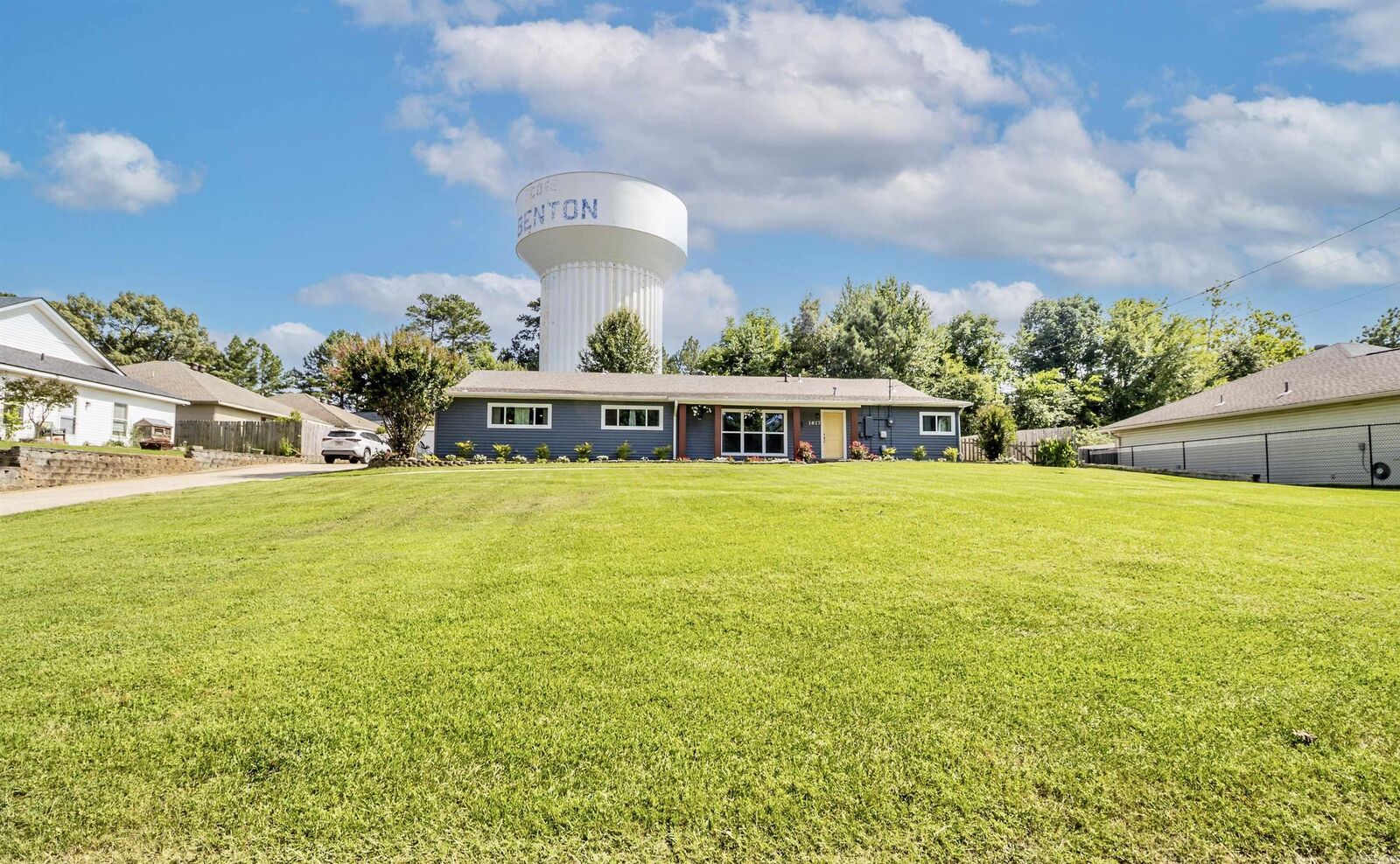 Property Photo:  1617 Deerfield Rd  AR 72019 