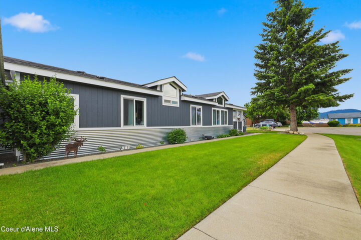 Property Photo:  1339 W Aden Ct  ID 83815 