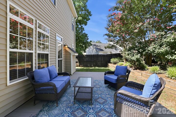Property Photo: 5304 Silabert Avenue NC 28205