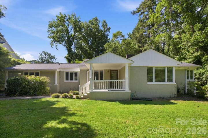 Property Photo:  827 Jefferson Drive  NC 28270 