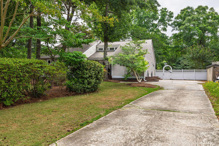 Property Photo:  1144 Parkway Drive  SC 29464 