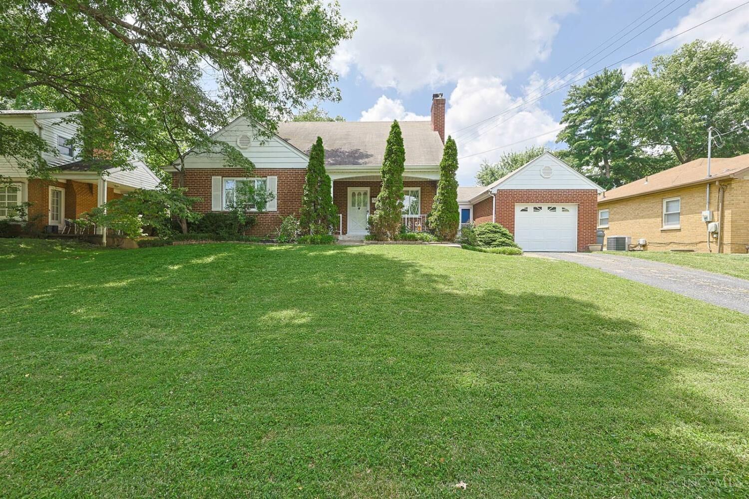 Property Photo: 347 Bob Drive OH 45238