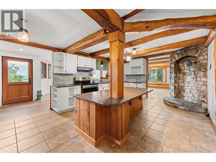 Property Photo: 1084 Simmons Road BC V0B 1G7