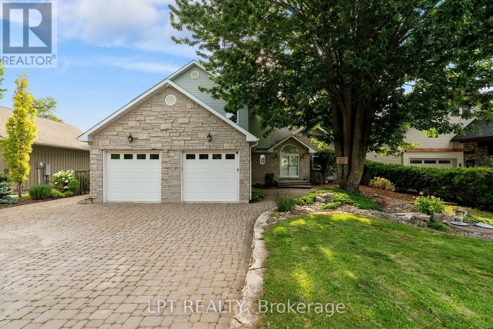 Property Photo: 73411 Sandy Beach Road ON N0M 2T0