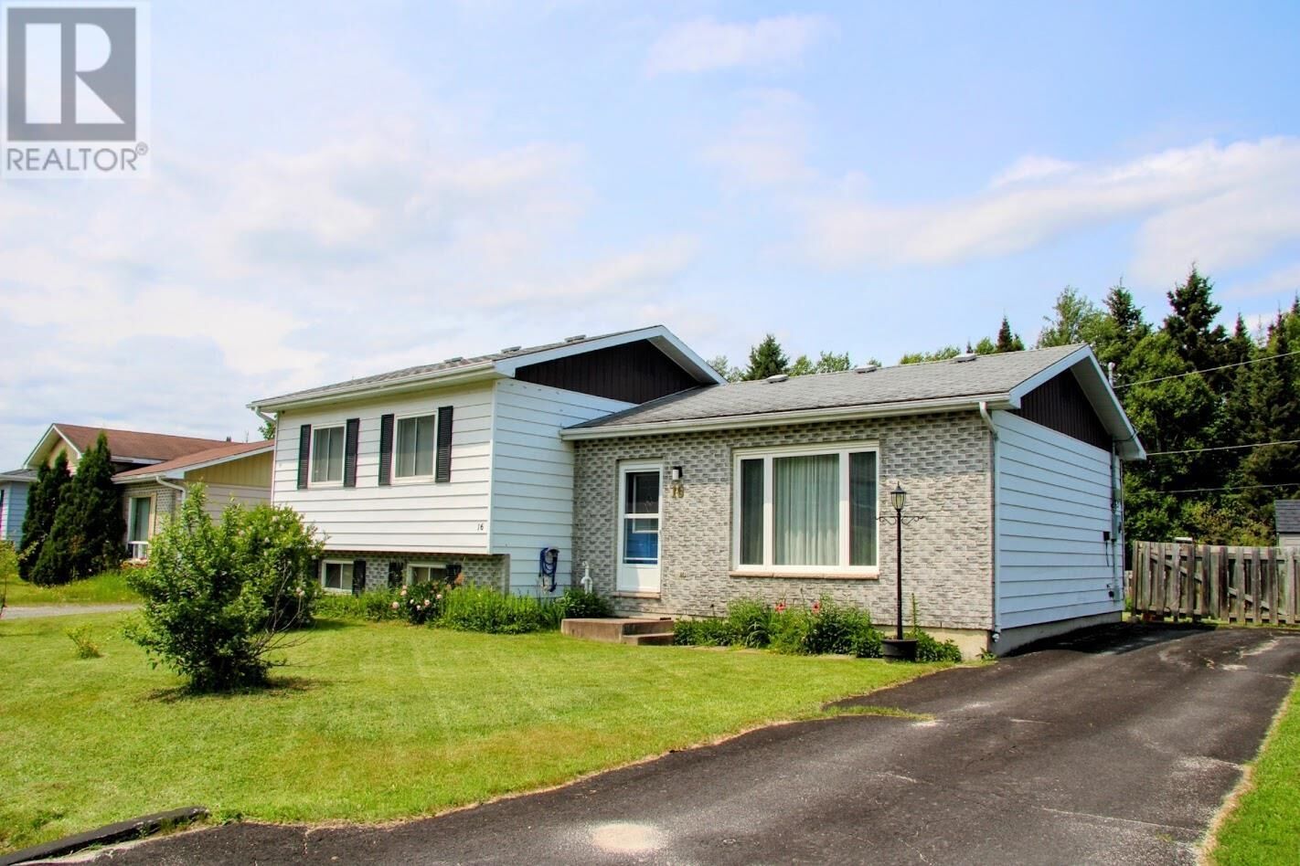 Property Photo: 16 Matachewan Rd ON P0T 2C0