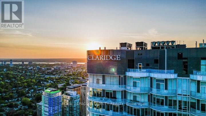Property Photo: 805 Carling Avenue 1105 ON K1S 5W9