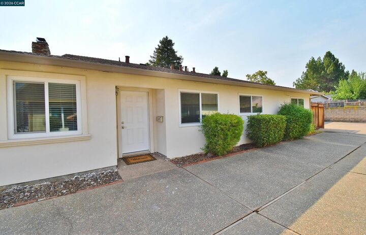 Property Photo:  4640 Rishell Ct 1  CA 94521 