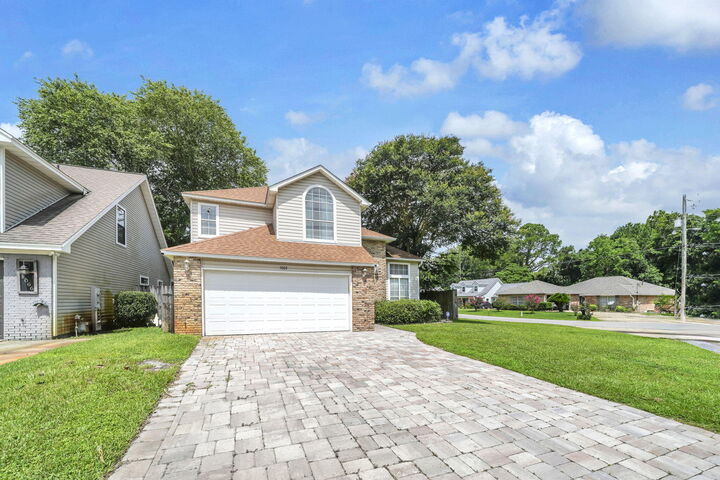 Property Photo: 1068 Windmill Drive FL 32547