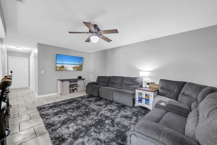 Property Photo:  1068 Windmill Drive  FL 32547 