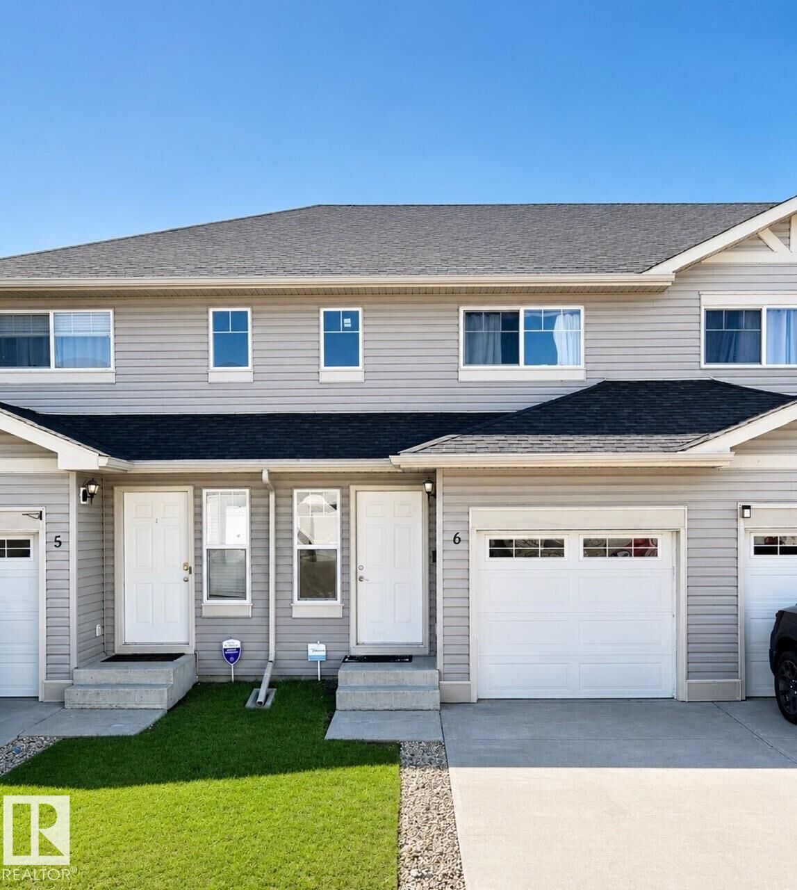 Property Photo: 18004 89 Street NW 6 AB T5Z 0E7