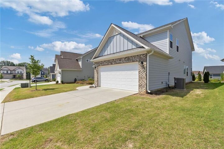 Property Photo: 604 Redfish Way GA 30548